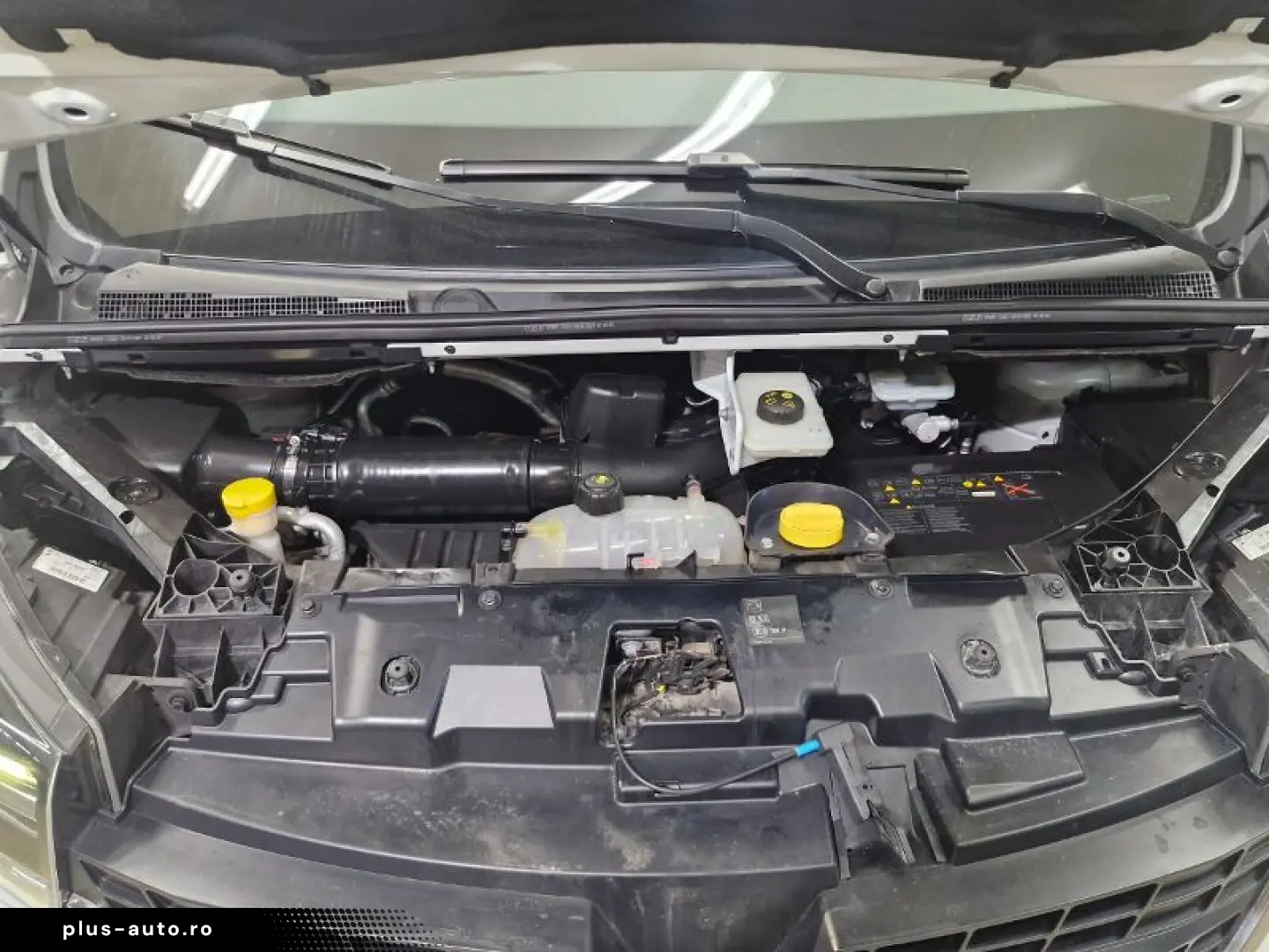 RENAULT TRAFIC 2.0 Blue dCi 145CP L2 Expression