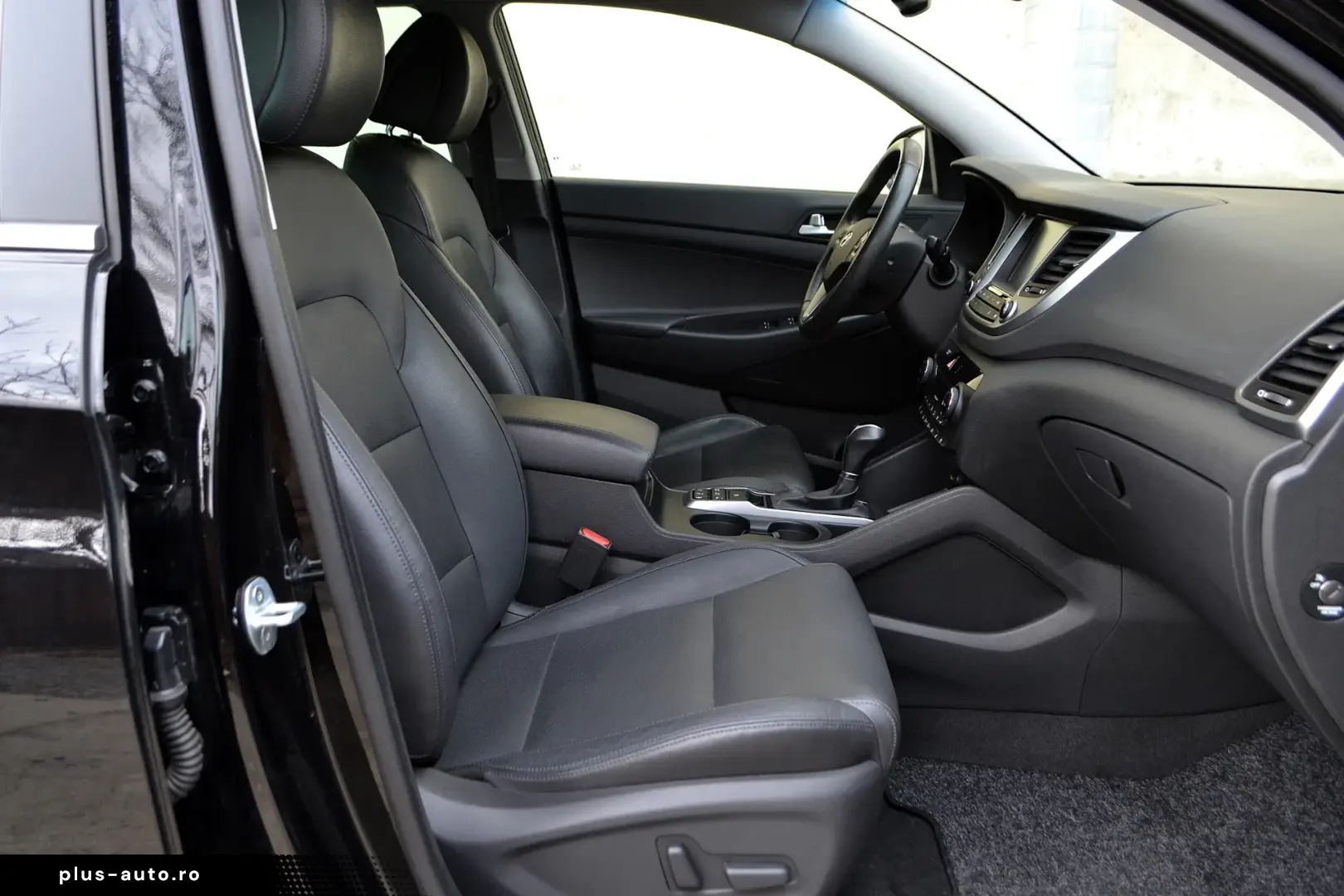 Hyundai Tucson 2.0 CRDI 4WD 6AT Premium