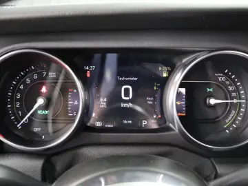 Jeep Wrangler Unlimited Sahara