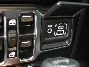 Jeep Wrangler Unlimited Sahara