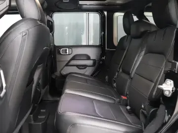 Jeep Wrangler Unlimited Sahara