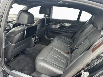 BMW 740Ld xDri Fond-Entertainment Night Vision Laser