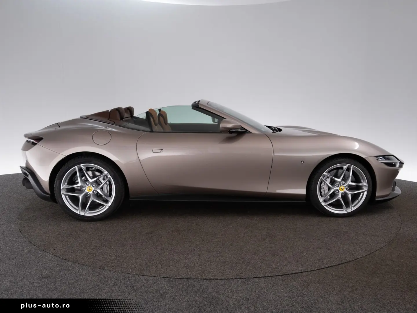 FERRARI Roma Spider FERRARI SINGEN