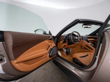 FERRARI Roma Spider FERRARI SINGEN