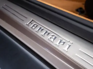 FERRARI Roma Spider FERRARI SINGEN