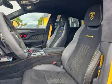 LAMBORGHINI Urus 4.0 V8 Performante