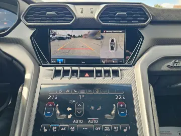 LAMBORGHINI Urus 4.0 V8 Performante