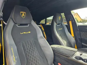 LAMBORGHINI Urus 4.0 V8 Performante
