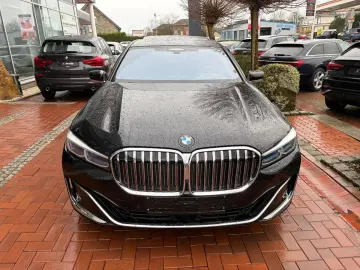 BMW 750 iL xDrive Executive Lounge TV  Pano Laser