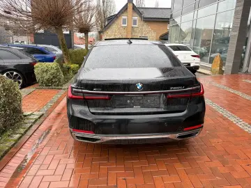 BMW 750 iL xDrive Executive Lounge TV  Pano Laser