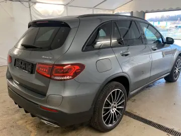 MERCEDES-BENZ GLC 300 e 4M AMG-Line