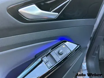 VW ID.4 Pure Performance LED Apple CarPlay Android