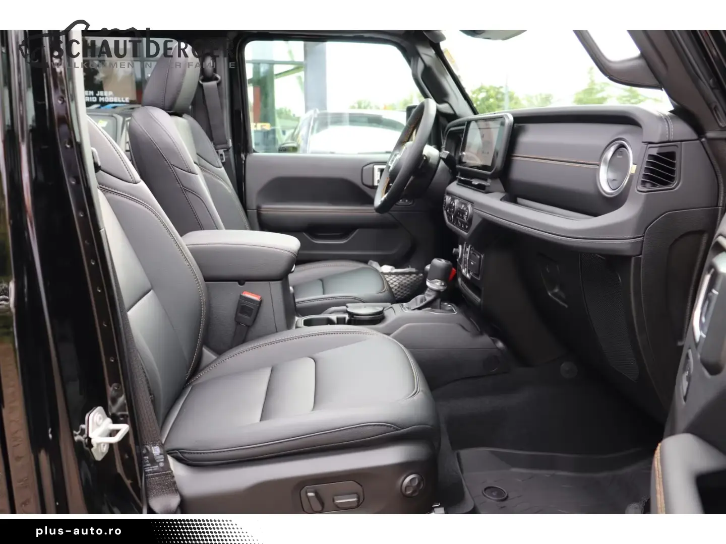 Jeep Wrangler Sahara