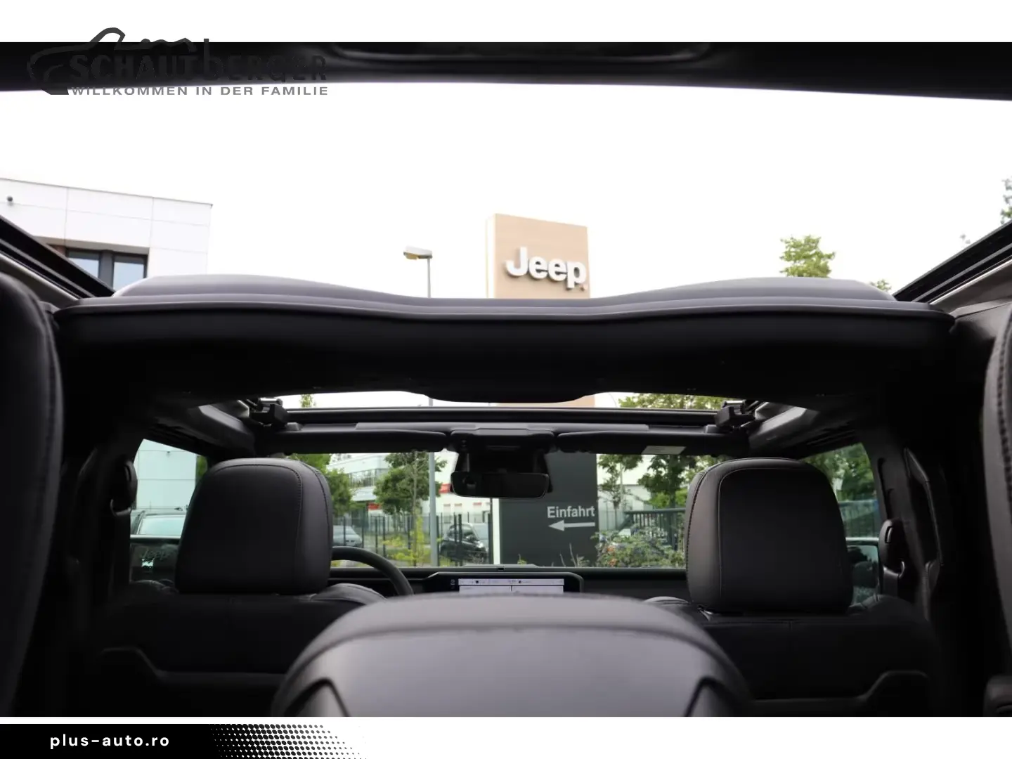 Jeep Wrangler Sahara