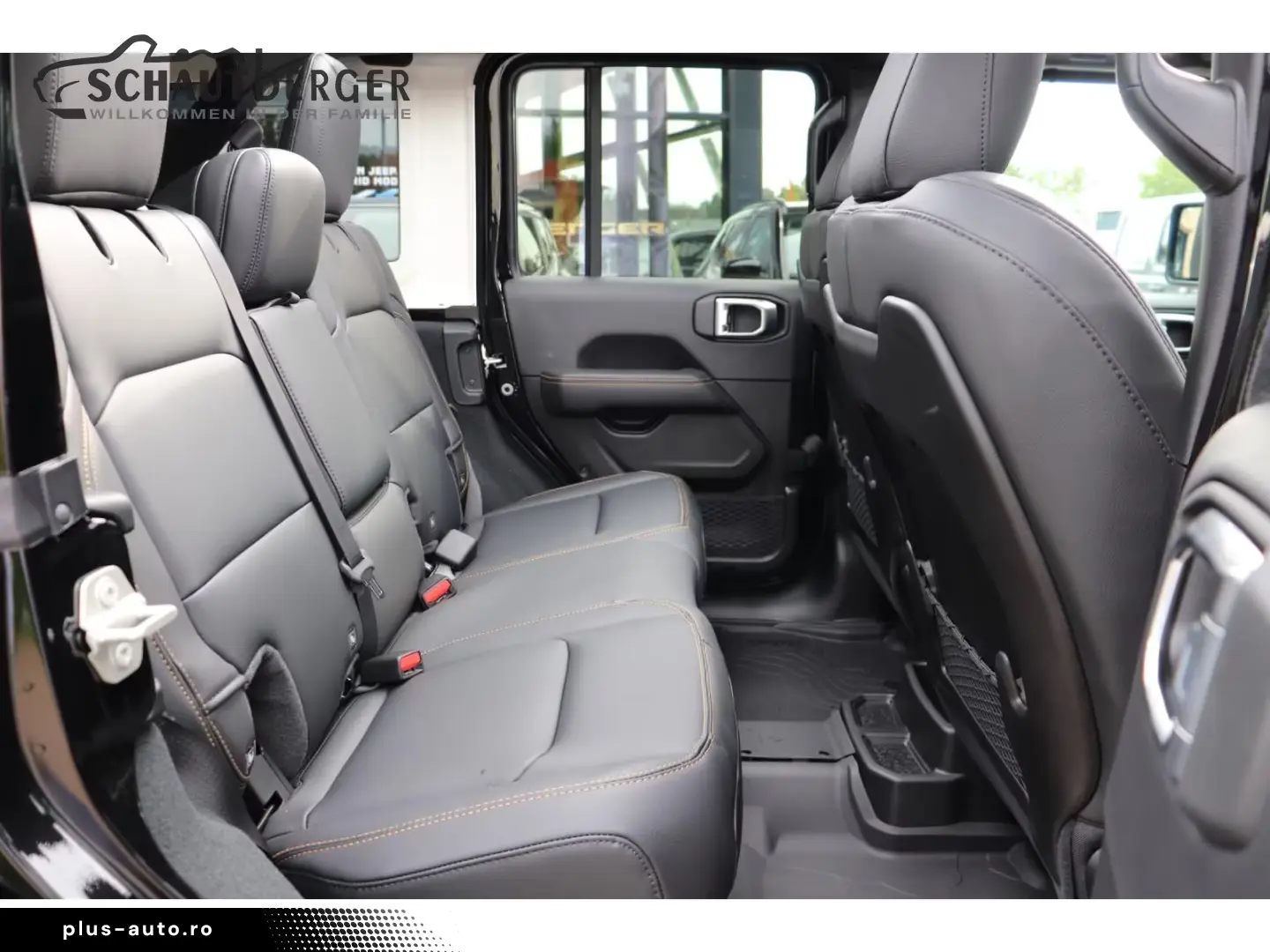 Jeep Wrangler Sahara