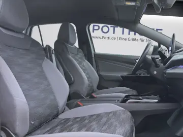 VW ID.4 PURE NAVI KLIMA PDC LED