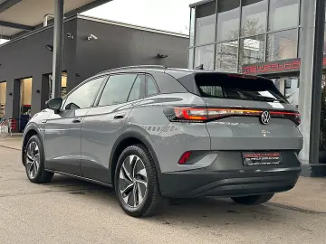 VW ID. 4 Pro Performance   77kWh SZH  Kamera
