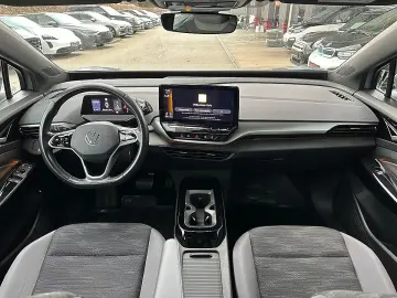 VW ID. 4 Pro Performance   77kWh SZH  Kamera