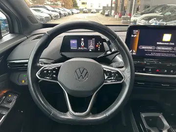 VW ID. 4 Pro Performance   77kWh SZH  Kamera
