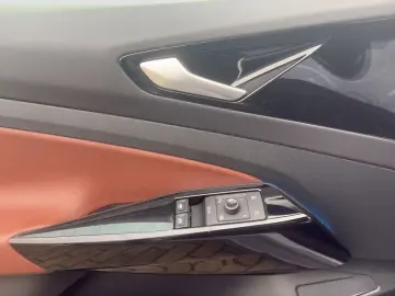 VW ID.4 Pro Performance 150kW LED NAVI EPH MFL