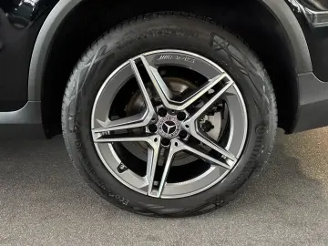 MERCEDES-BENZ GLC 300 de 4M AMG Line