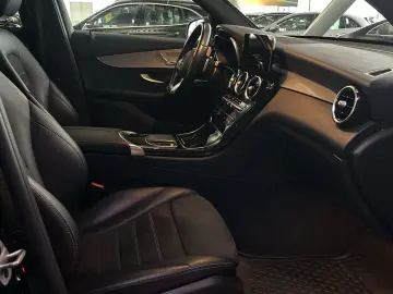 MERCEDES-BENZ GLC 300 de 4M AMG Line