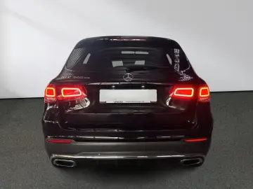 MERCEDES-BENZ GLC 300 de 4M AMG Line