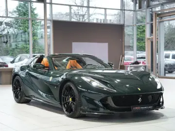 FERRARI 812 GTS  Carbon