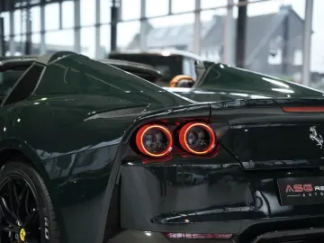 FERRARI 812 GTS  Carbon