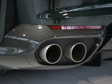 FERRARI 812 GTS  Carbon