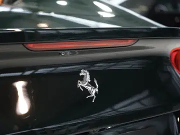 FERRARI 812 GTS  Carbon