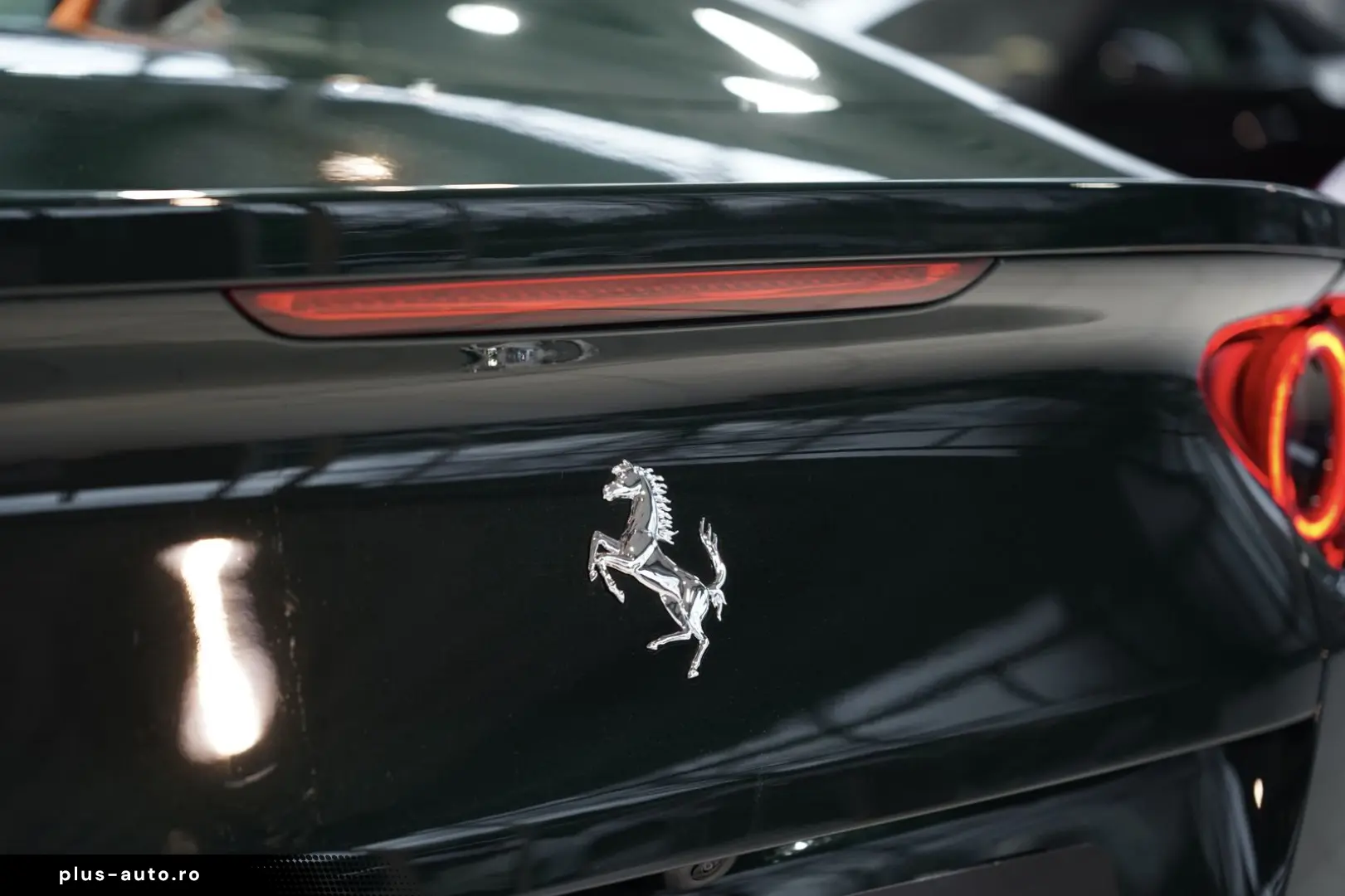 FERRARI 812 GTS  Carbon