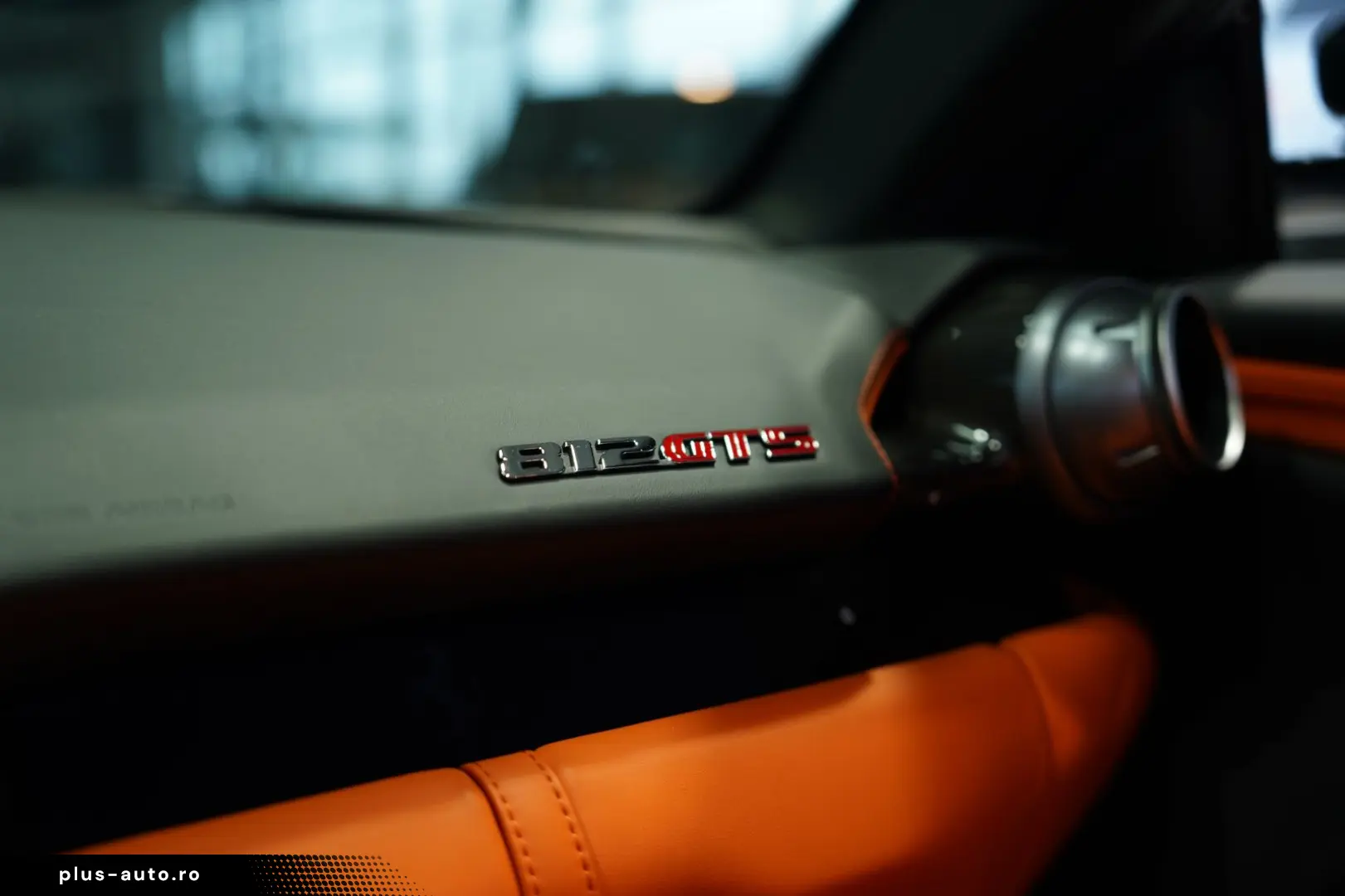 FERRARI 812 GTS  Carbon