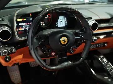 FERRARI 812 GTS  Carbon