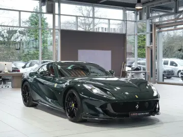 FERRARI 812 GTS  Carbon