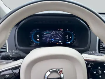 VOLVO XC90 B5 B AWD Plus Bright