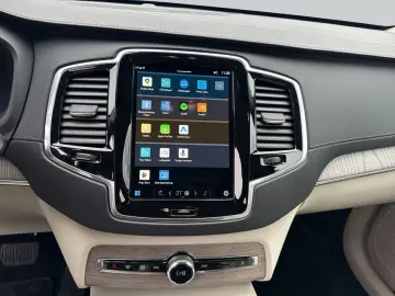 VOLVO XC90 B5 B AWD Plus Bright