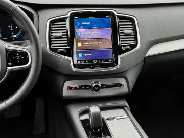 VOLVO XC90 B5 Benzin Core AWD 7-Sitzer StandHZG Harman