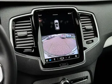 VOLVO XC90 B5 Benzin Core AWD 7-Sitzer StandHZG Harman