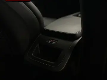 VOLVO XC90 B5 AWD 7SITZ GOOGLE KAMERA KEYLESS LED 20Z