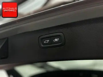 VOLVO XC90 B5 AWD 7SITZ GOOGLE KAMERA KEYLESS LED 20Z