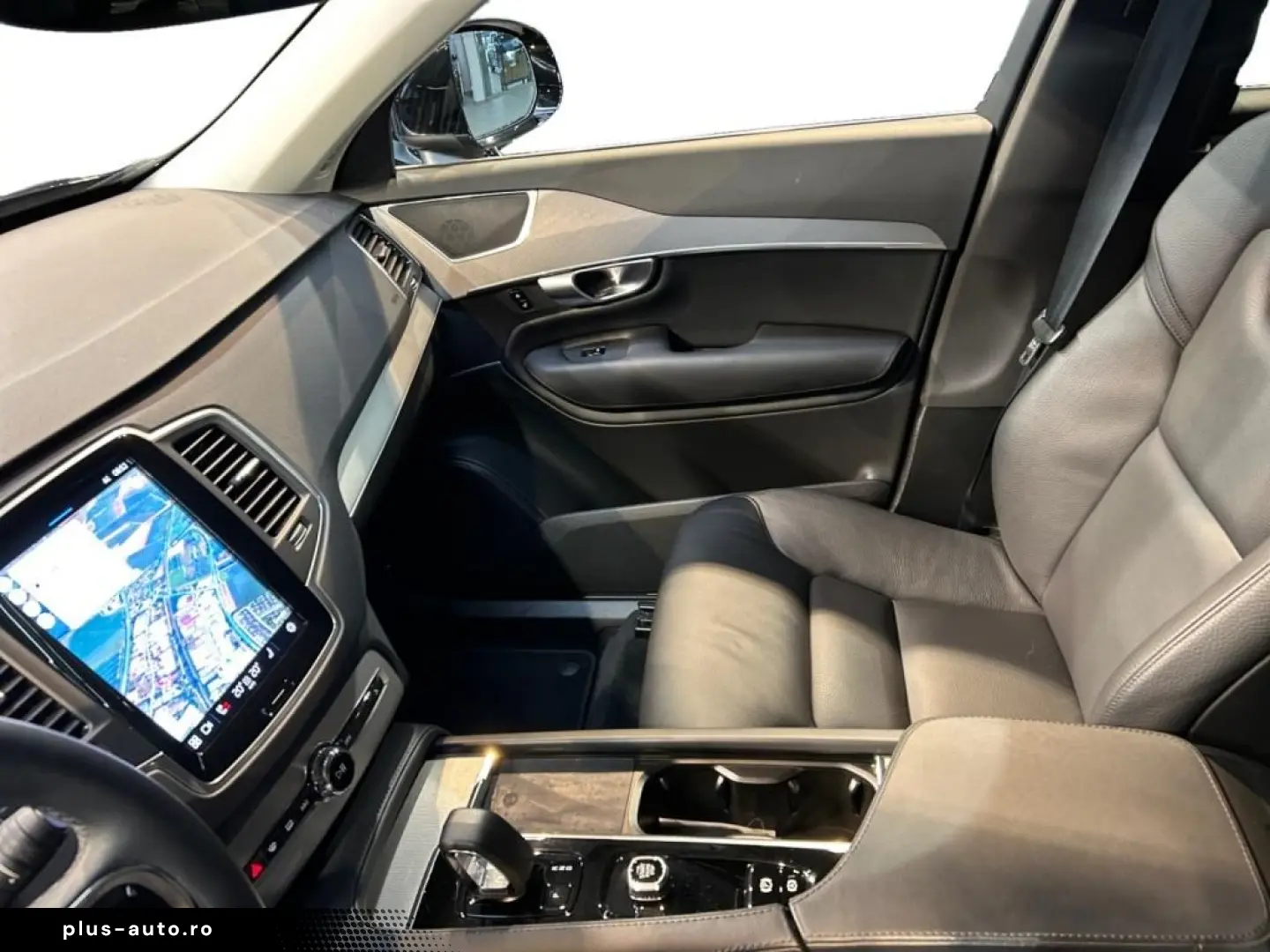 VOLVO XC90 B5 AWD Core Fahrassist AHK Wide Cam LED