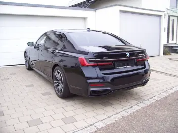 BMW 745Le xDrive M Sportpaket 3xTV B&W SkyPano Laser
