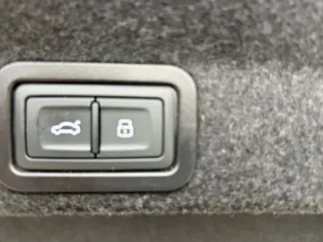 AUDI A6 Limousine 45 eTFSI quattro S tronic Matrix