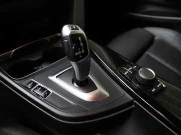 BMW 420 04 18 1.Hd AT Navi SHZ PDC Temp Euro6