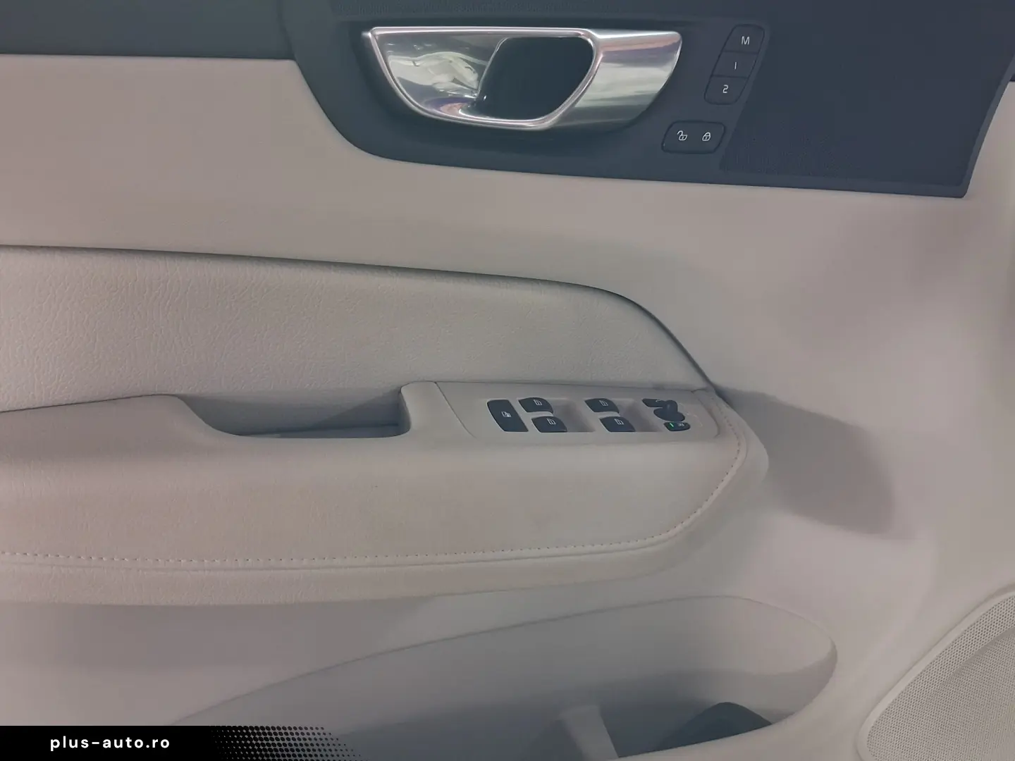 VOLVO XC60 INSCRIPTION 4WDB4D-HYBRID 197CP 2020