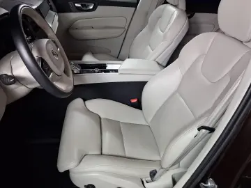 VOLVO XC60 INSCRIPTION 4WDB4D-HYBRID 197CP 2020