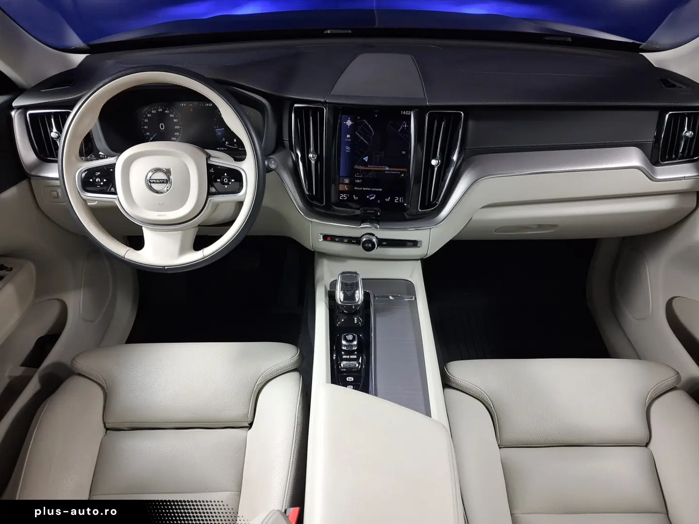 VOLVO XC60 INSCRIPTION 4WDB4D-HYBRID 197CP 2020