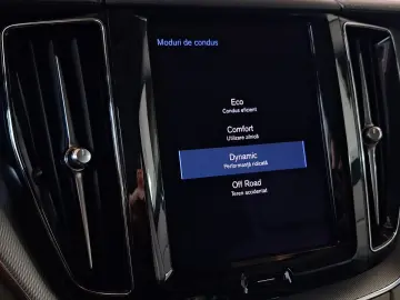 VOLVO XC60 INSCRIPTION 4WDB4D-HYBRID 197CP 2020