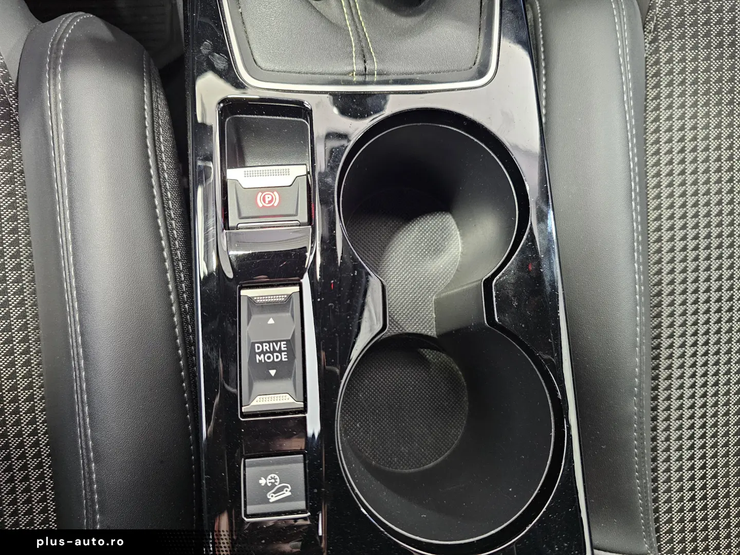 Peugeot 2008 1.2 PureTech BVM6 STT GT